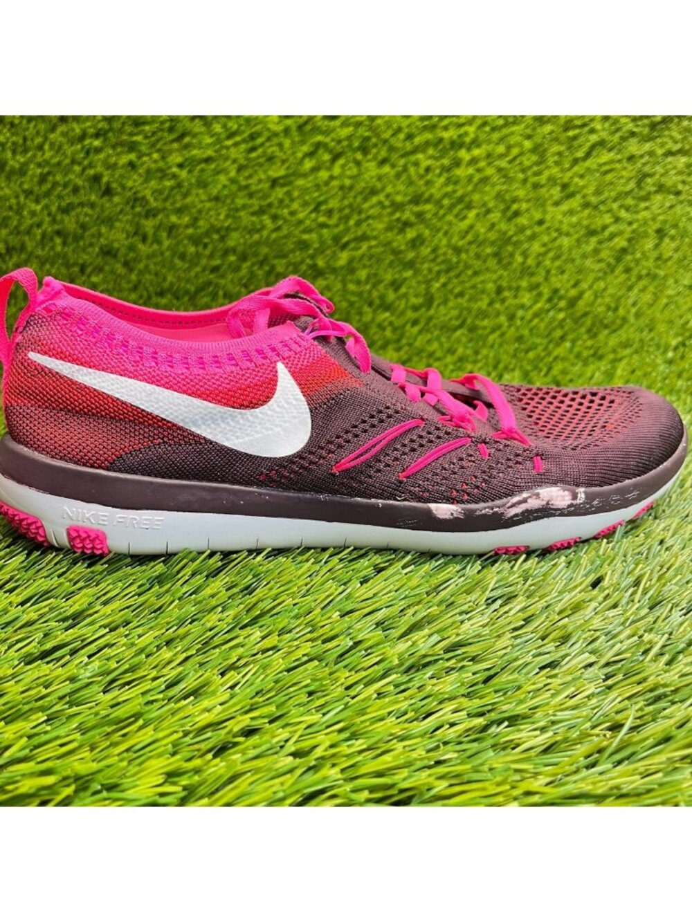 Nike Free Focus TR Flyknit Womens Size 8 Burgundy Pink Running Shoes Sneakers